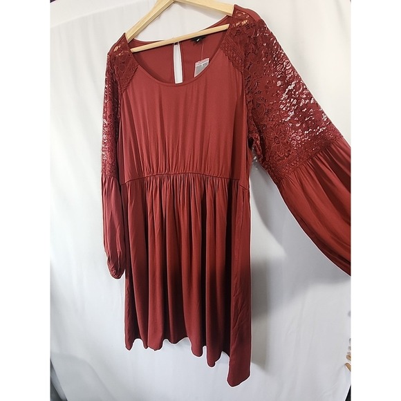 Torrid Mini Challis Tiered Dress Peasant Lace Insert Women 1X 14-16 NWT - Picture 5 of 11